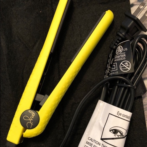 NEW! PYT Yellow Mini Ceramic Hair Straightener - Picture 3 of 10